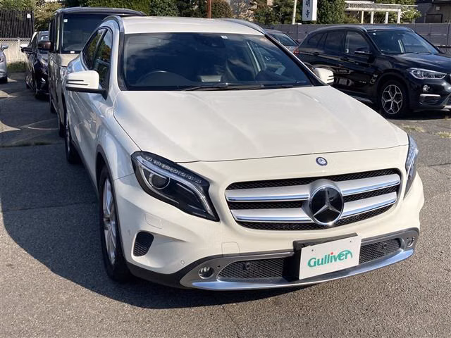 Mercedes-Benz GLA-Class