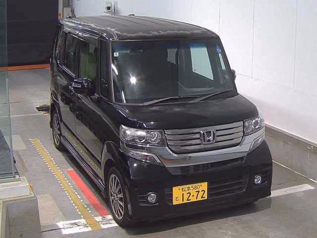 HONDA N-BOX