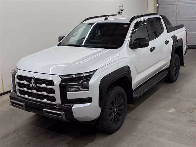 MITSUBISHI TRITON