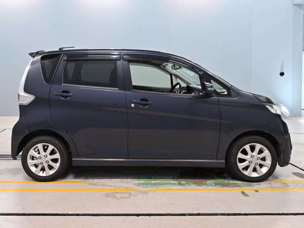 MITSUBISHI EK CUSTOM