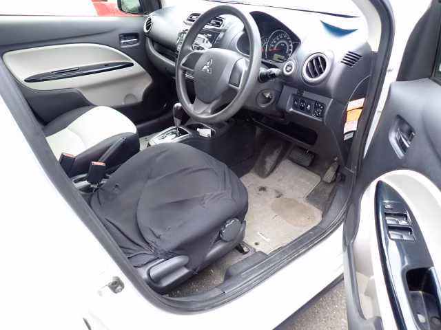 MITSUBISHI MIRAGE