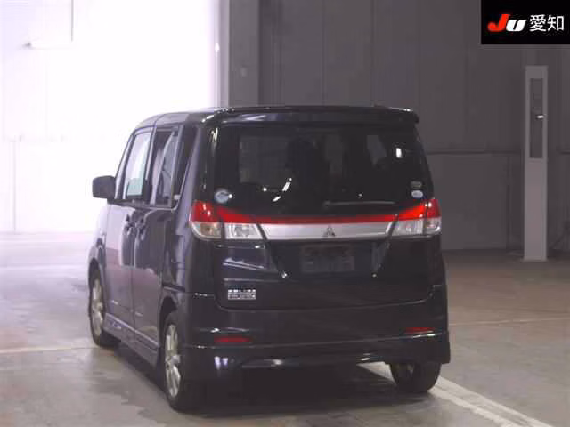MITSUBISHI DELICA D:2