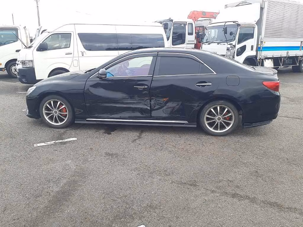 TOYOTA MARK X