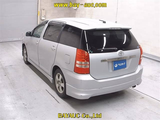 TOYOTA WISH