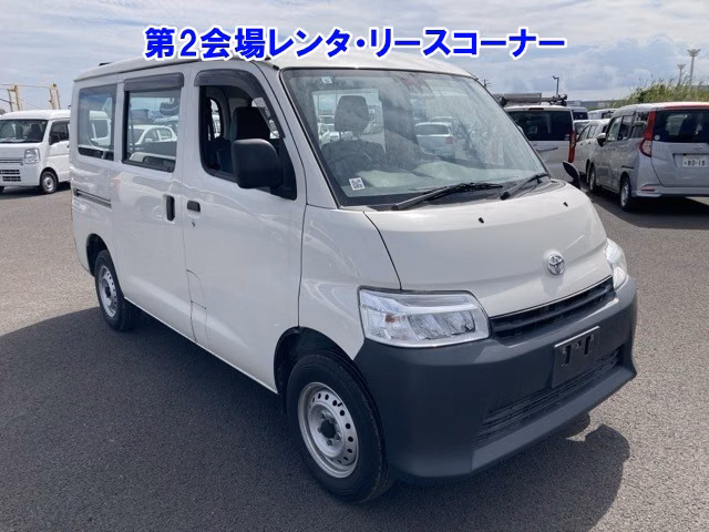 TOYOTA TOWN ACE
