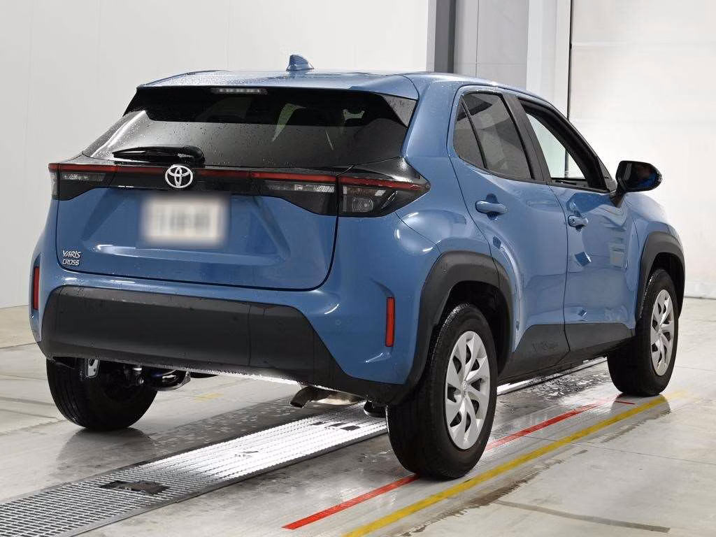 TOYOTA YARIS CROSS