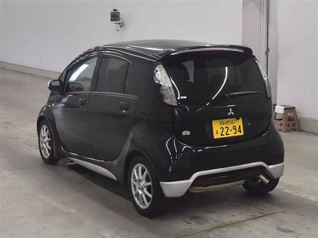 MITSUBISHI I