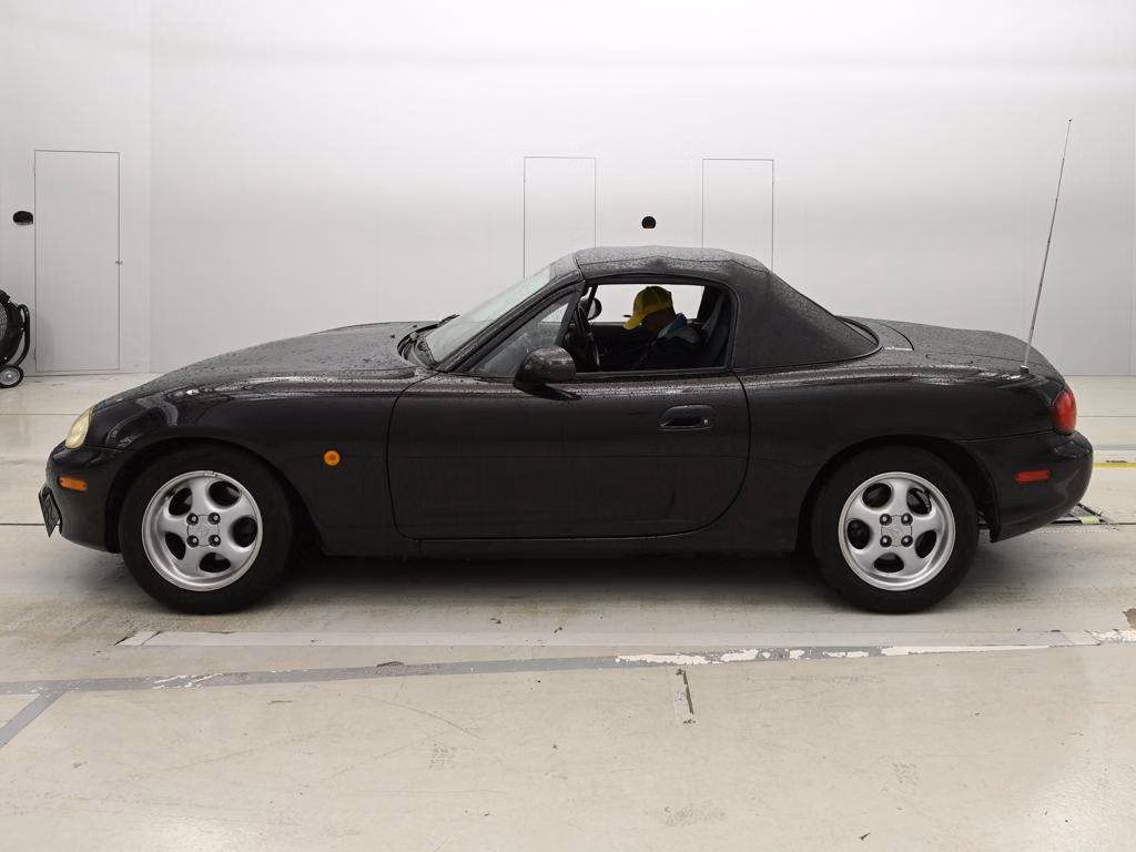 MAZDA ROADSTER