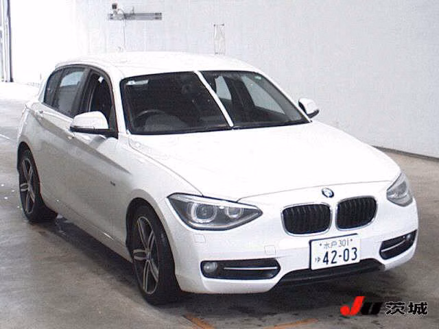 BMW 1-SERIES