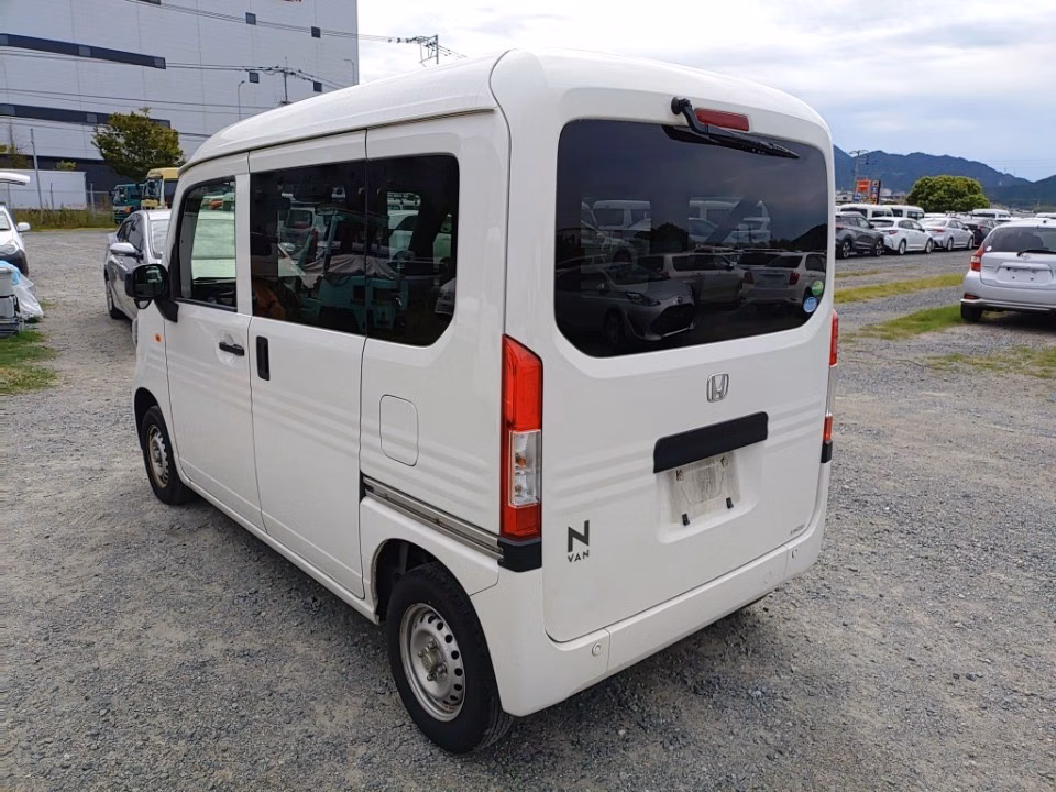 HONDA N-VAN