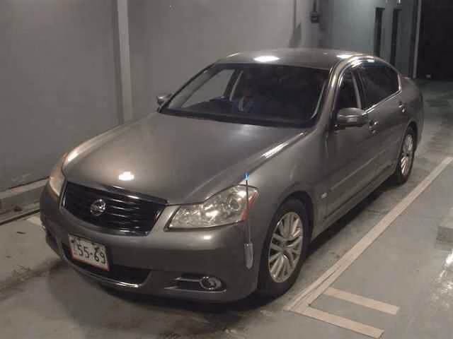 NISSAN FUGA