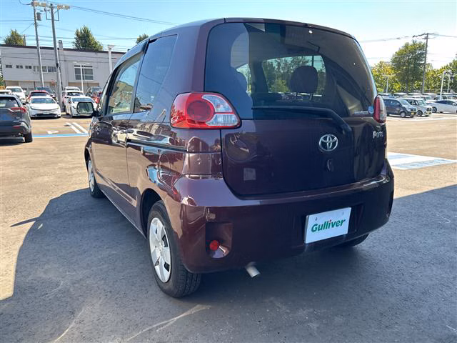 TOYOTA PORTE