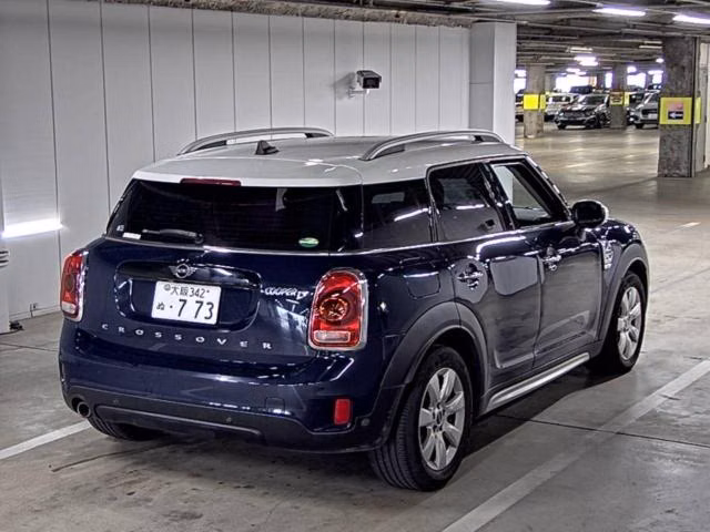 MINI CROSSOVER