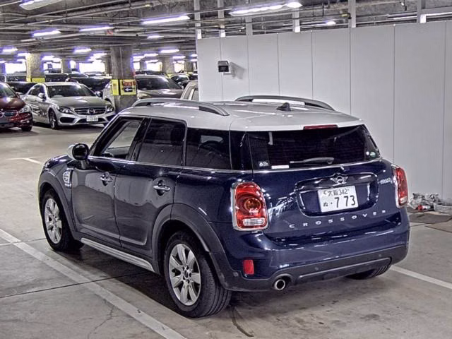MINI CROSSOVER