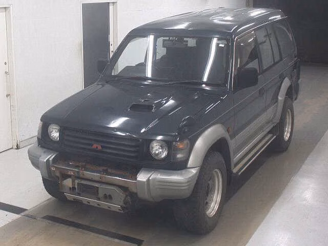 MITSUBISHI PAJERO