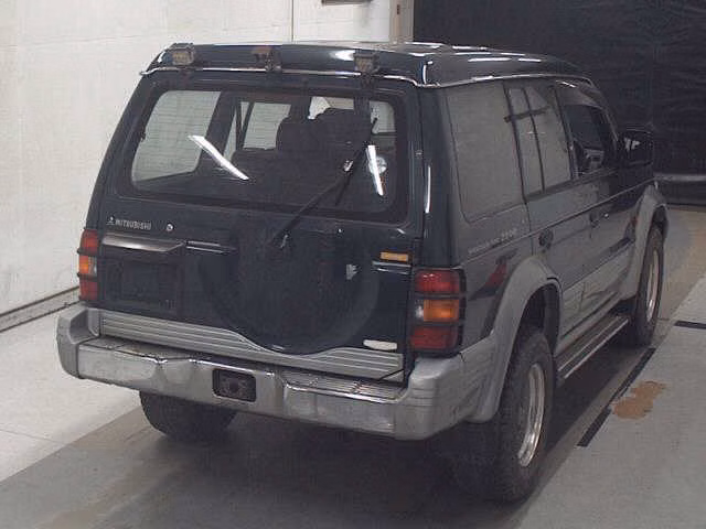 MITSUBISHI PAJERO