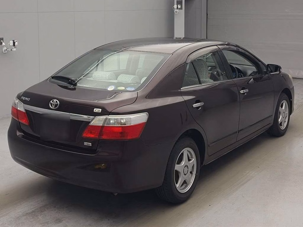 TOYOTA PREMIO
