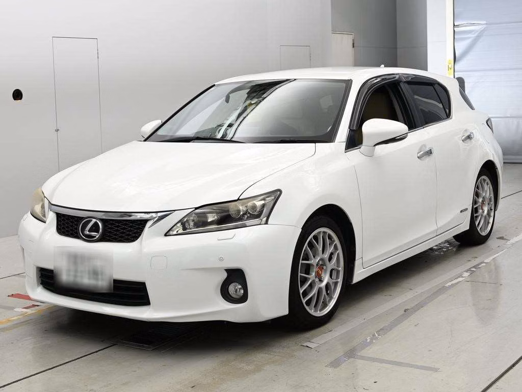 LEXUS CT200H