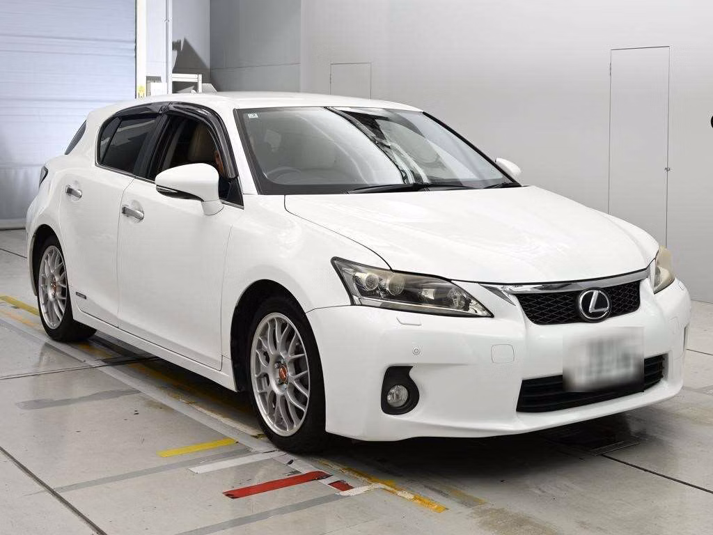 LEXUS CT200H