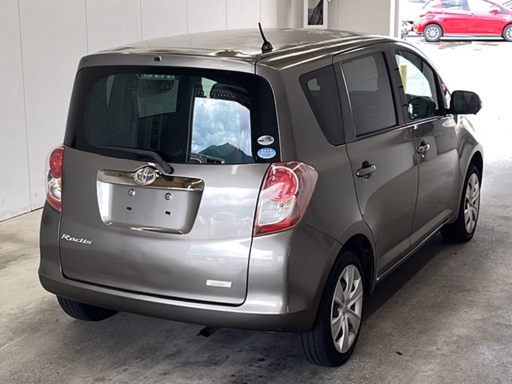 TOYOTA RACTIS