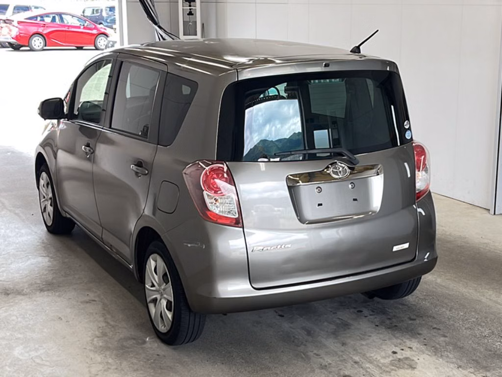 TOYOTA RACTIS