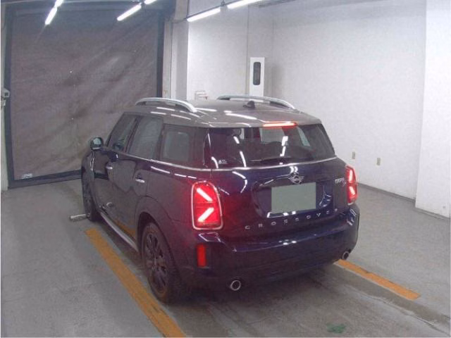 MINI CROSSOVER