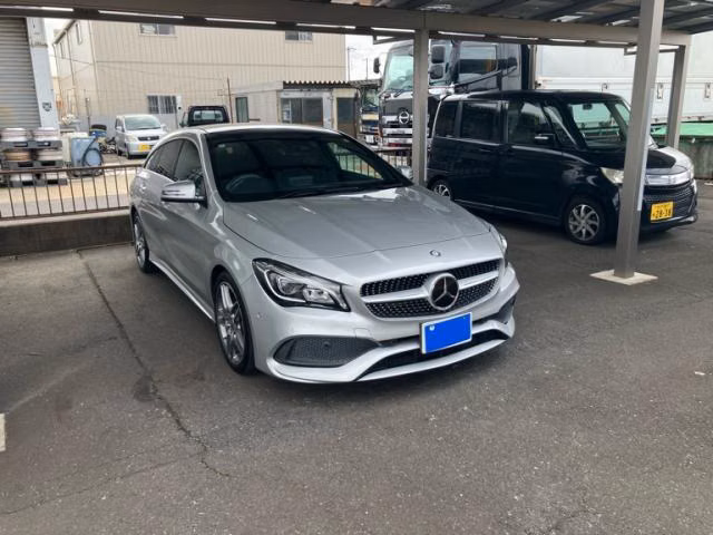 MERCEDES-BENZ CLA-CLASS