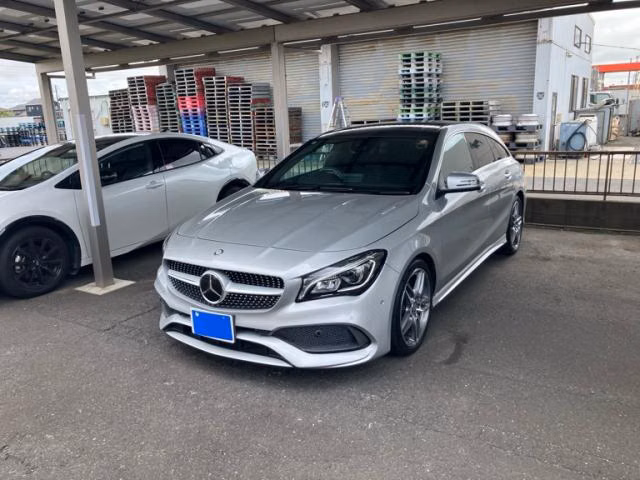 MERCEDES-BENZ CLA-CLASS