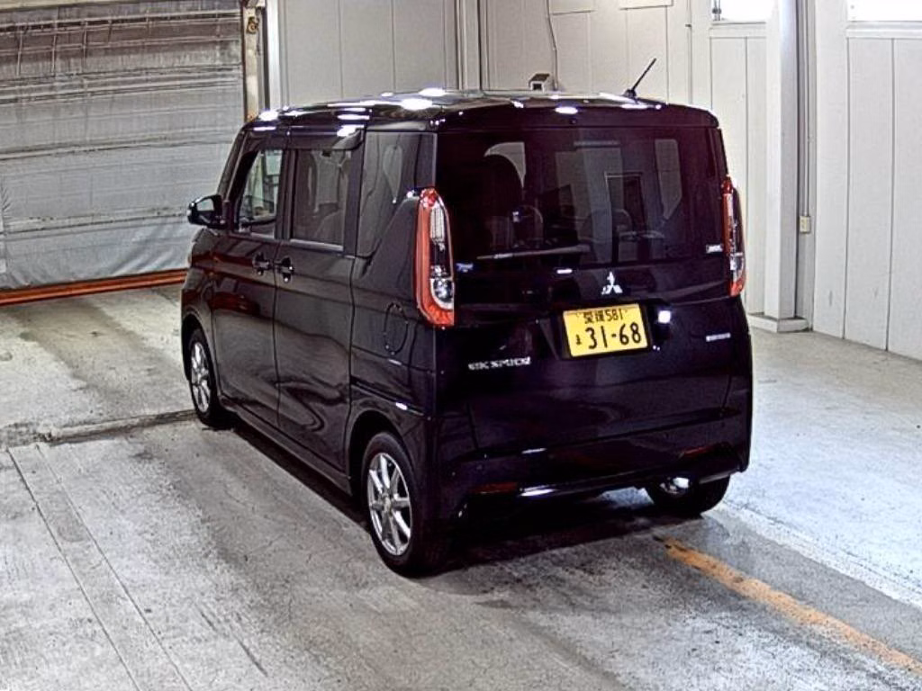 MITSUBISHI EK SPACE