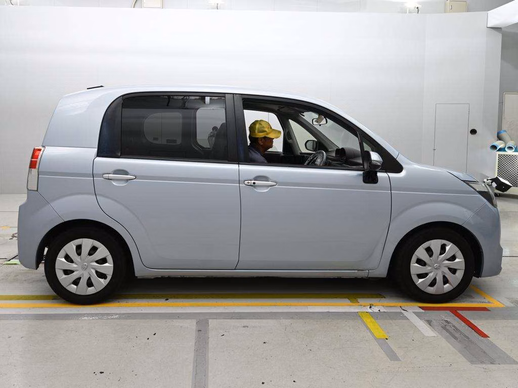 TOYOTA SPADE