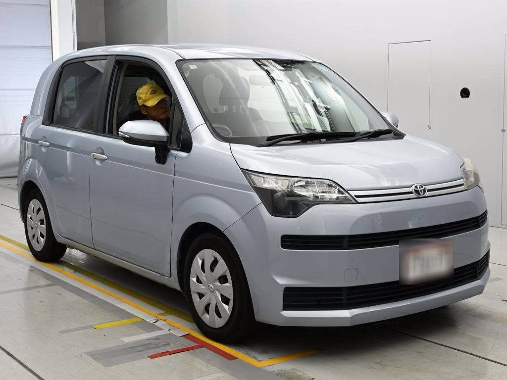 TOYOTA SPADE