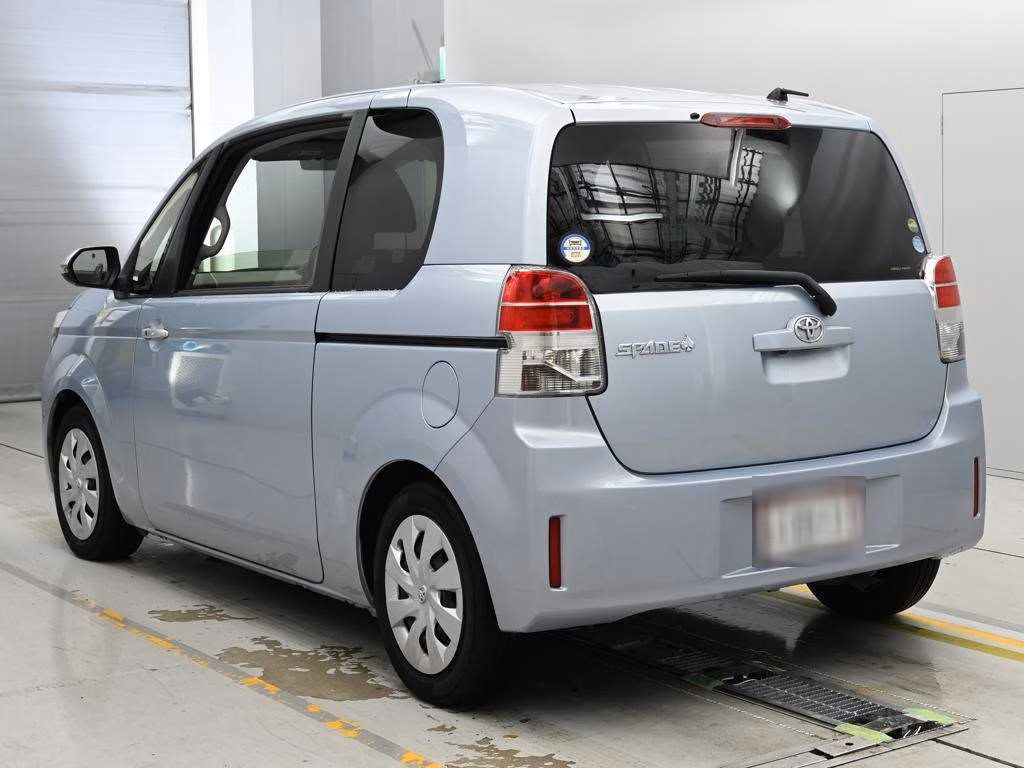 TOYOTA SPADE