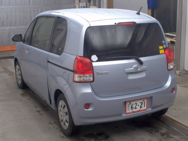 TOYOTA PORTE