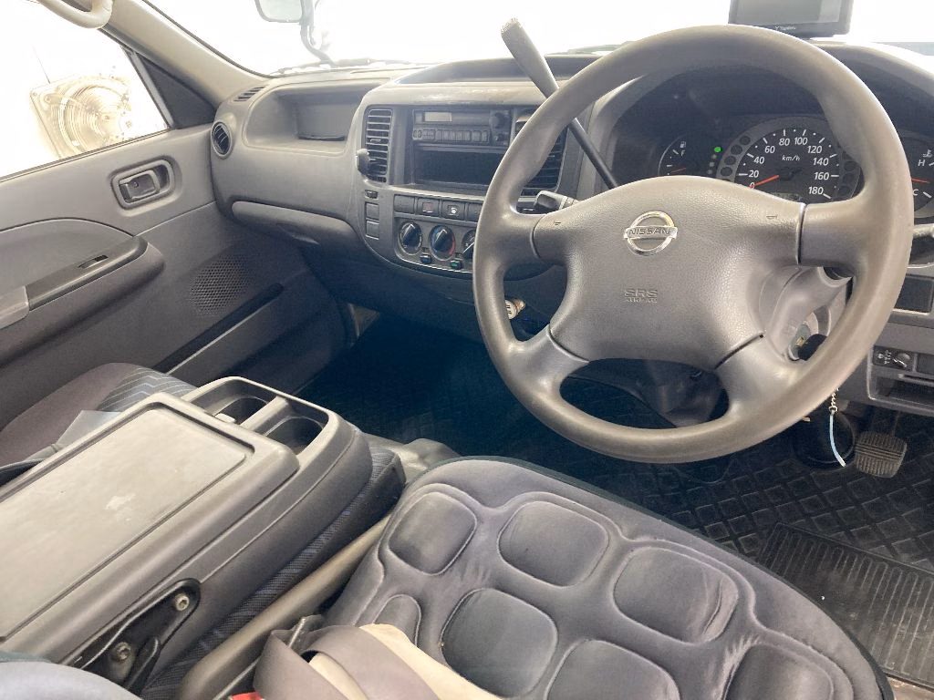 NISSAN CARAVAN