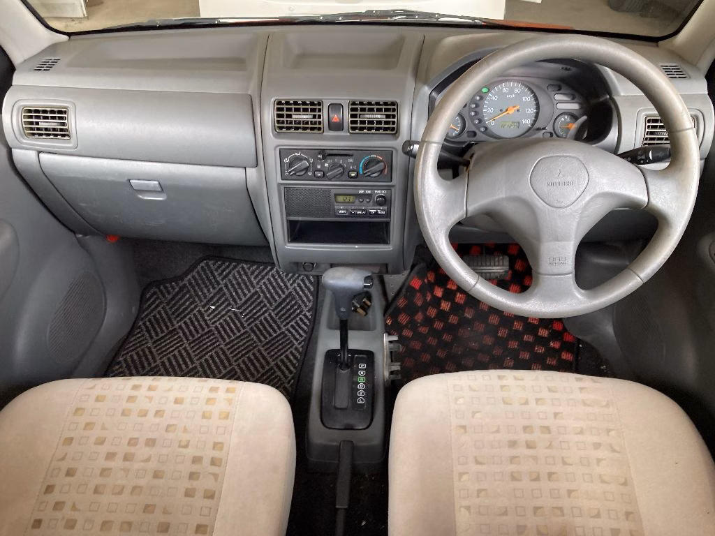 MITSUBISHI MINICA