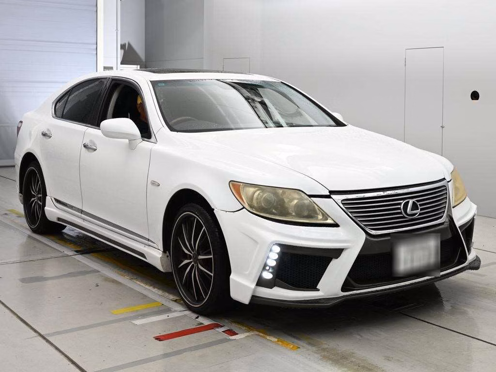 LEXUS LS460