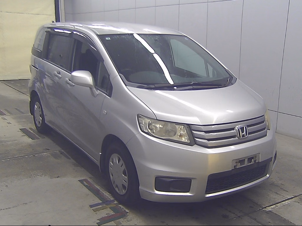 Honda Freed Spike