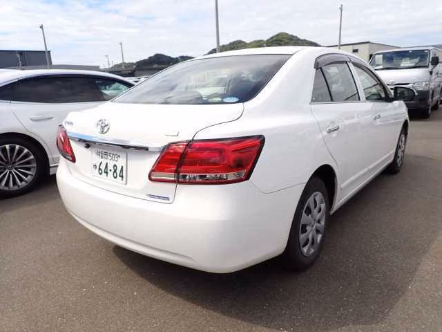 TOYOTA PREMIO