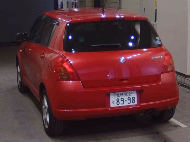 SUZUKI SWIFT