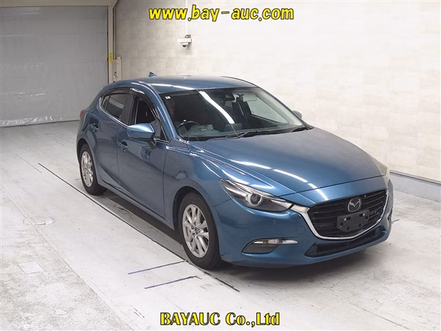 MAZDA AXELA