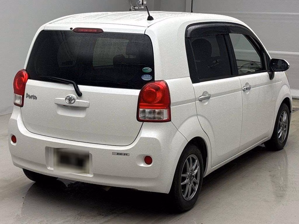 TOYOTA PORTE