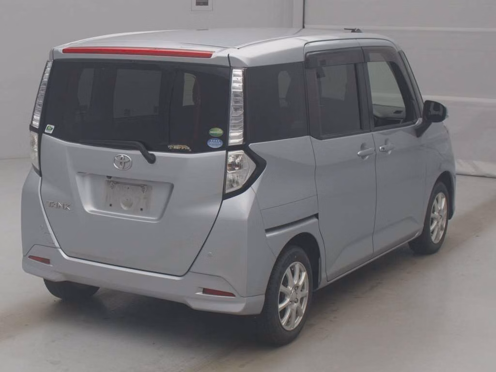 TOYOTA TANK