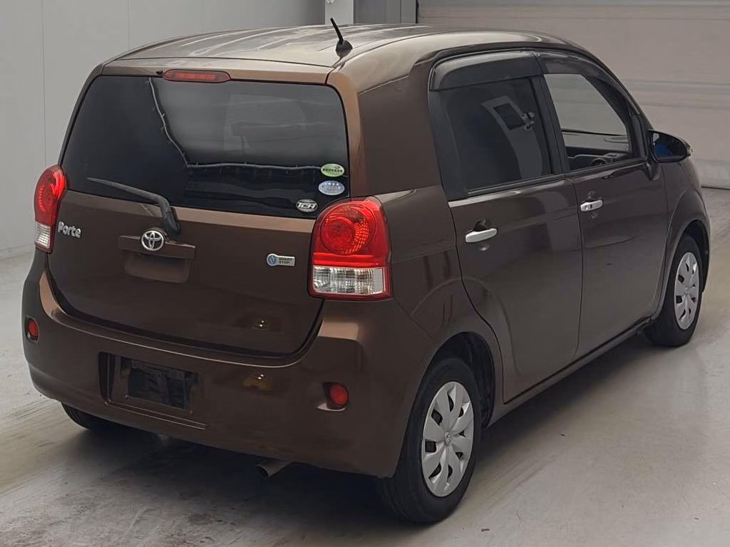 TOYOTA PORTE