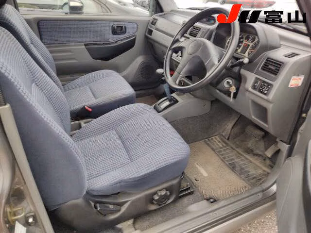 MITSUBISHI PAJERO MINI