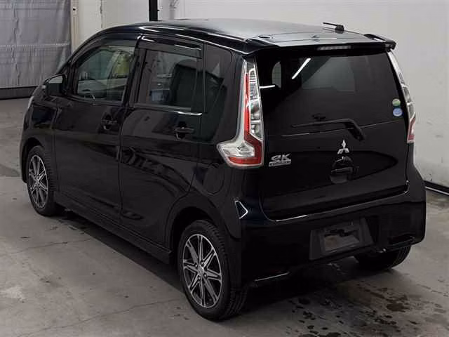 MITSUBISHI EK CUSTOM