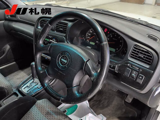 SUBARU LEGACY B4