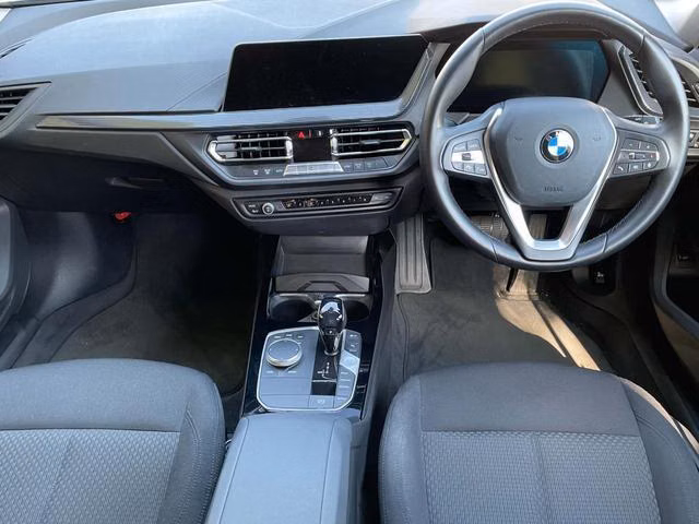 BMW 1-SERIES