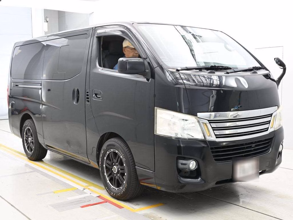 NISSAN NV350 CARAVAN