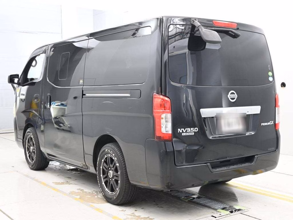 NISSAN NV350 CARAVAN