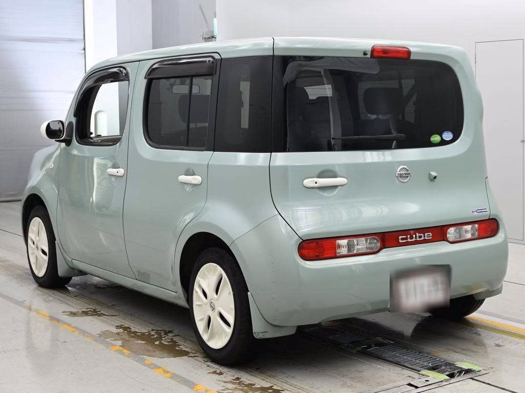 NISSAN CUBE